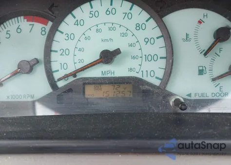 2004 Toyota Corolla Le z USA, uszkodzony, nr VIN 1NXBR32E04Z254066